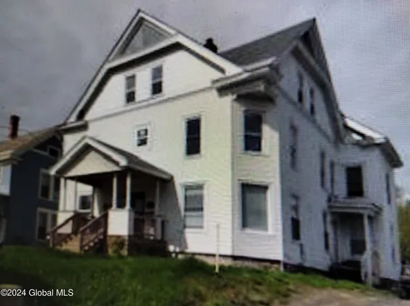 155 Champlain Avenue, Ticonderoga, NY 12883