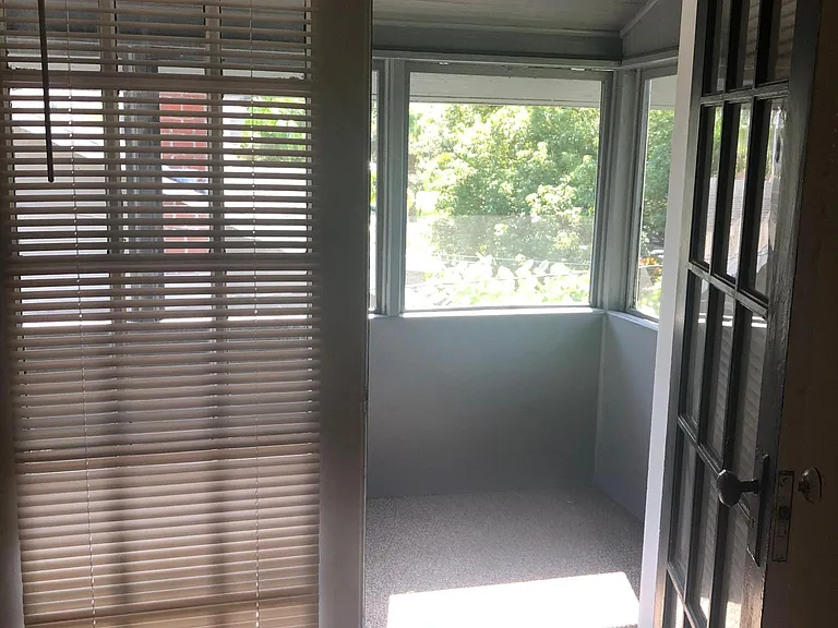 1401 E Jefferson St #3 — Photo 5
