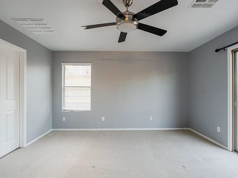 1546 E Nightingale Ln — Photo 49