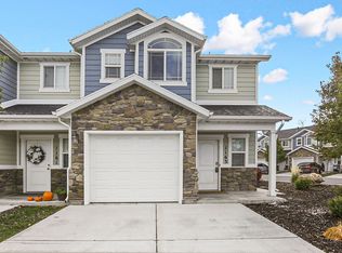 1163 W Excalibur Way, West Haven, UT 84401