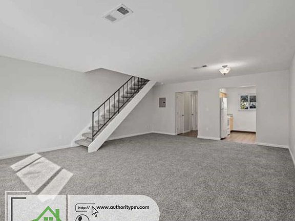 5th image of 3334 Alexander Dr Unit 27
