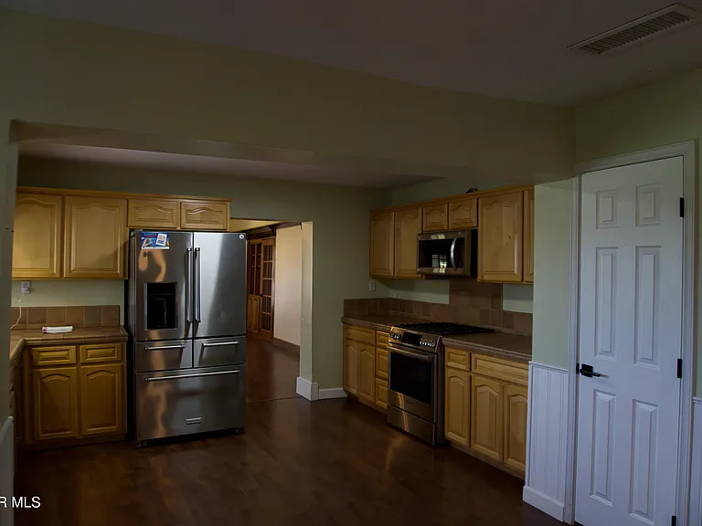 9401 Pavo Ln — Photo 12