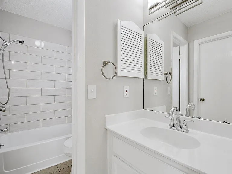 12207 Alderbrook Dr #A — Photo 17