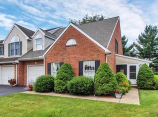 472 Society Hill Cir, Mountville, PA 17554
