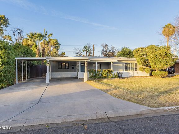 2nd image of 4208 E WILSHIRE Drive