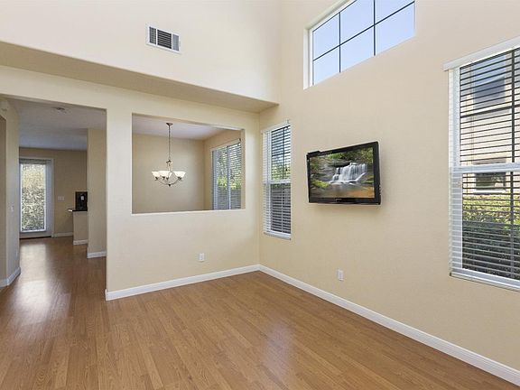 5th image of 13564 Foxglove Way