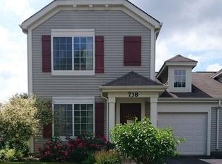 738 W Providence Ln, Round Lake, IL 60073