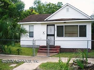 2nd image of 1309 Van Buren St