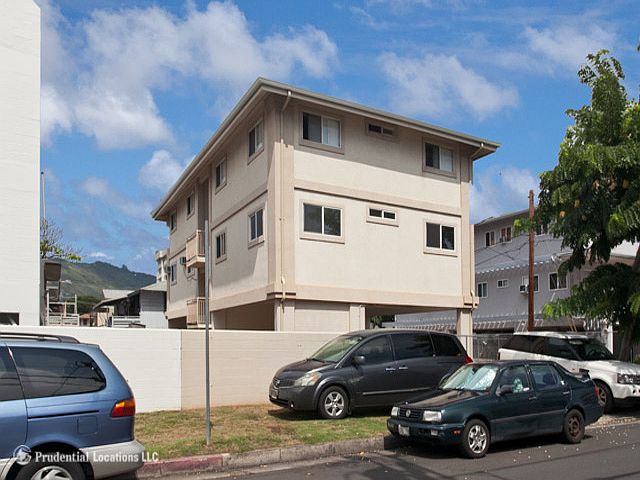 1st image of 1914 Fern St APT 100