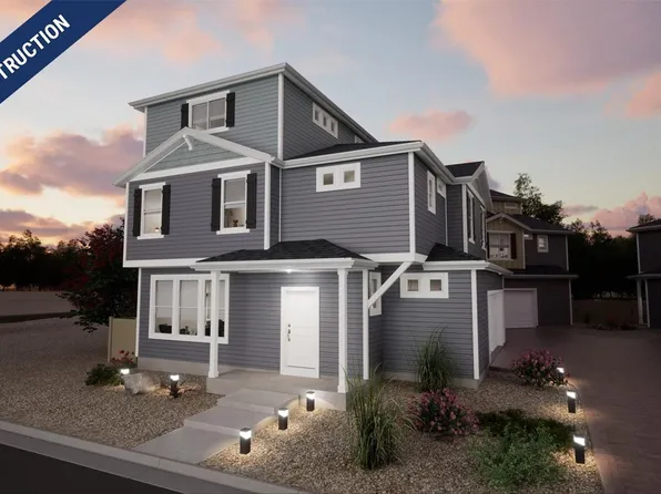 46601 Sunflower Lane, Bennett, CO 80102