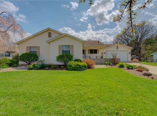 118 Sassafras Dr, Vermilion, OH 44089