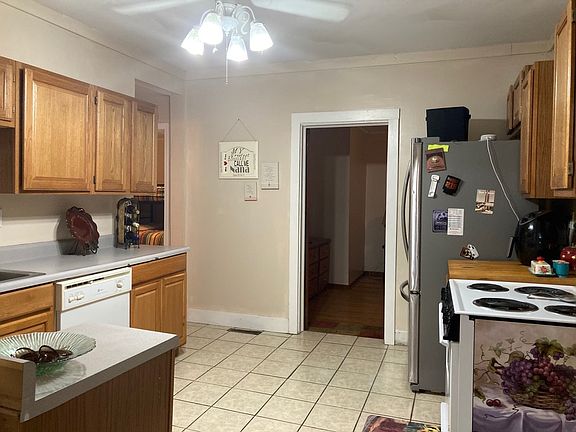5th image of 1117 Clay St