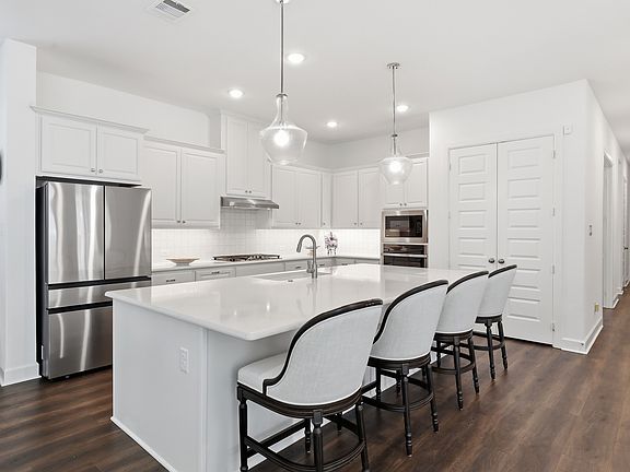 2nd image of 4772 Kings Garden Pkwy