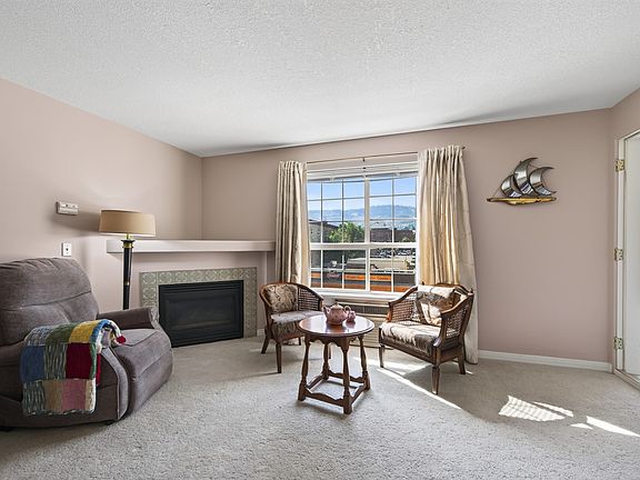 4th image of 554 Seymour St #316