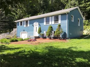 545 Phenix Ave, Cranston, RI 02921