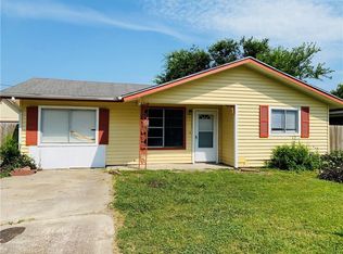 115 Lee Ave, Gregory, TX 78359
