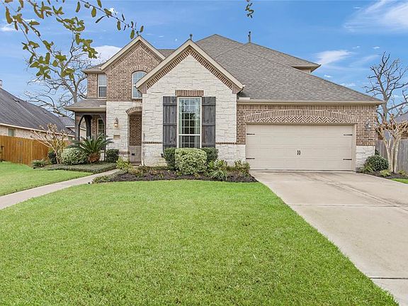 2nd image of 5906 Emmit Creek Ln