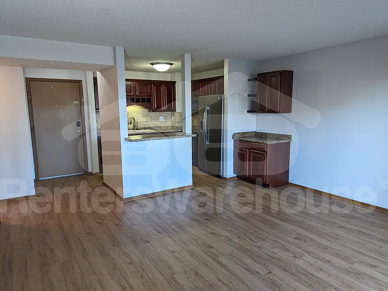 66 9th St #1205 — Photo 3