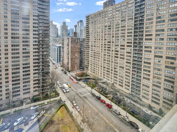 180 West End Avenue image 22 of 25