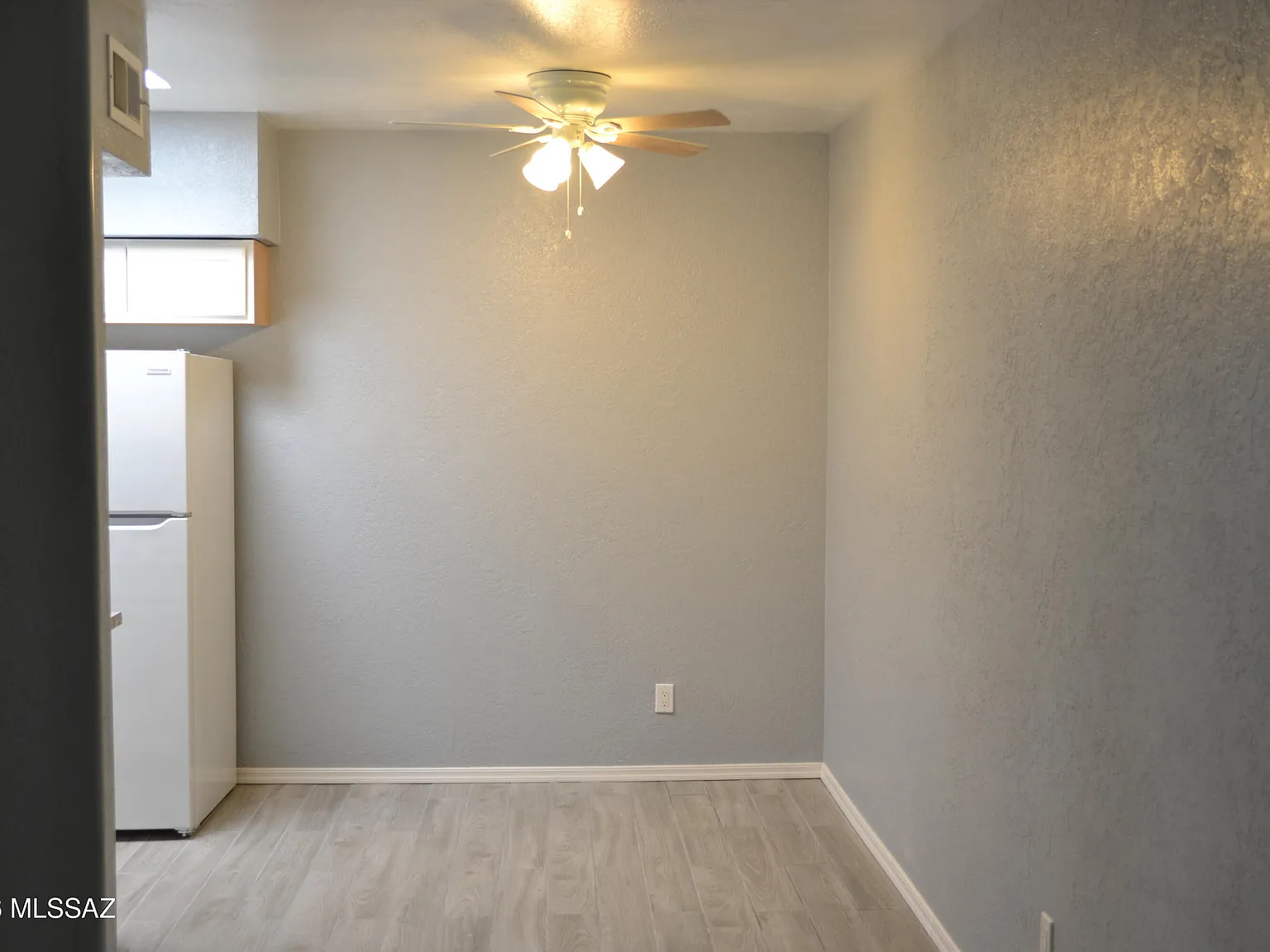 2 bed, 2.0 bath, 900 sqft, $1,225 — Photo 3