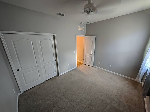 3rd image of 3287 Macintosh Rd