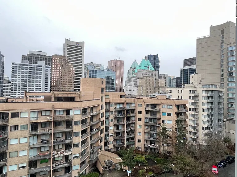 1050 Smithe St #803 — Photo 14