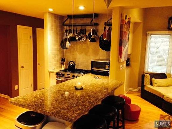 5th image of 66 Clarken Dr