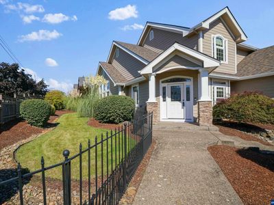1002 SE Barberry Ave, Dallas, OR, 97338