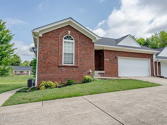 3rd image of 6906 Janes Farm Dr