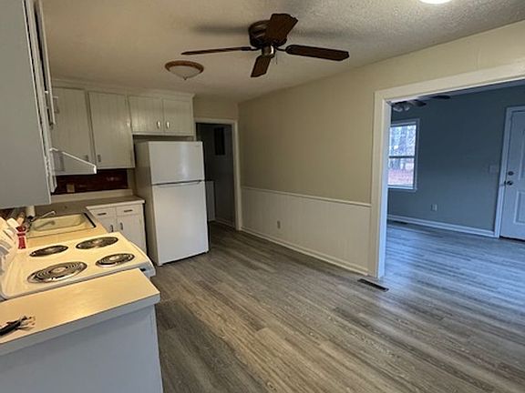 3rd image of 1506 Scotty Dr