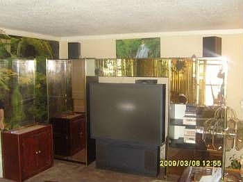 5th image of 3410 Dereimer Ave 5j