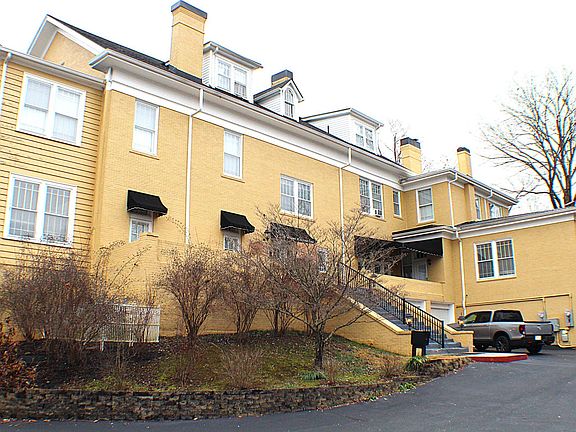 3rd image of 924 Maryland Ave APT F