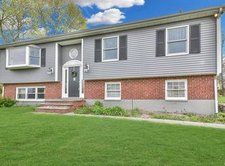 99 Lakeview Dr, Brewster, NY 10509