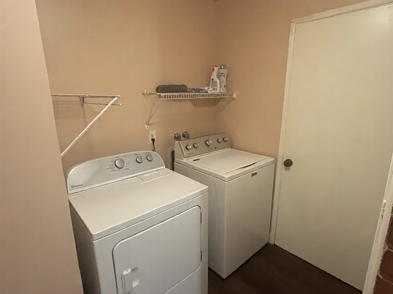 1334 Braddock St — Photo 6
