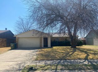 5624 Pearce St, The Colony, TX 75056