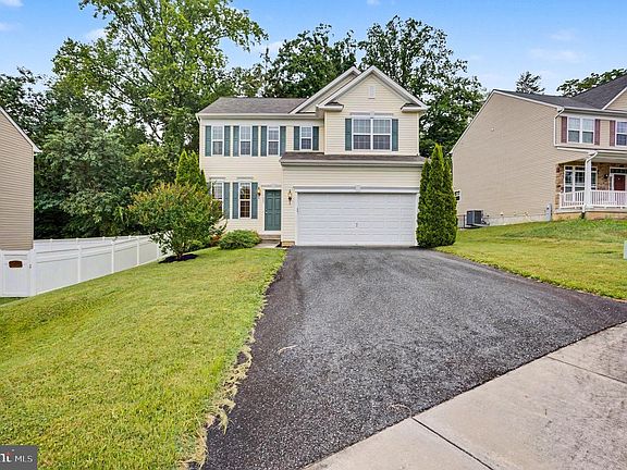 3rd image of 1207 Wishing Well Ct