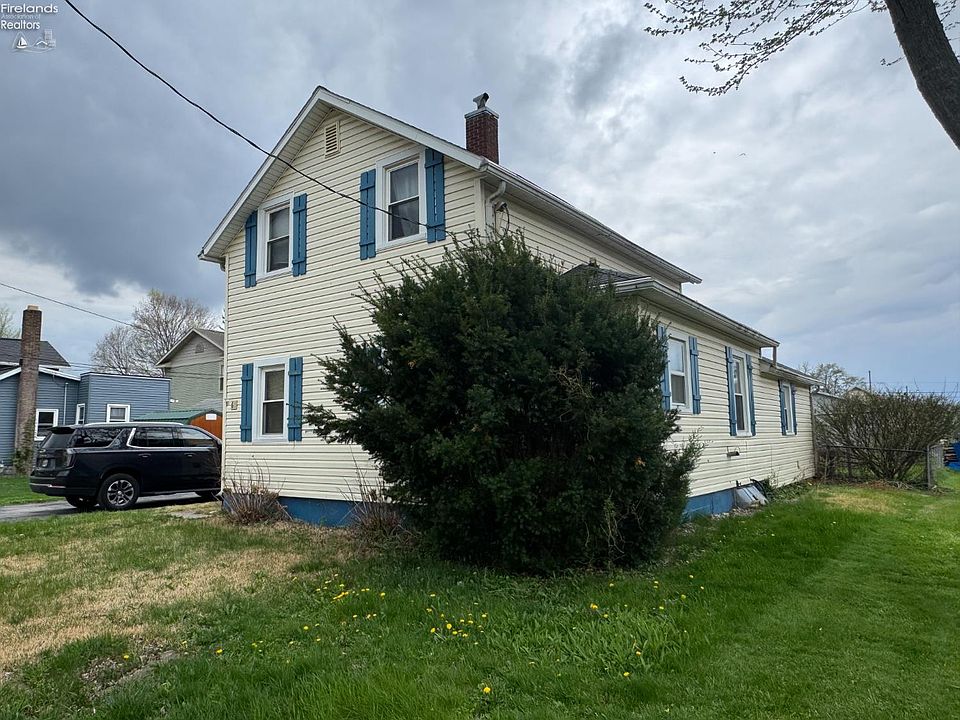 2nd image of 65 Wooster St
