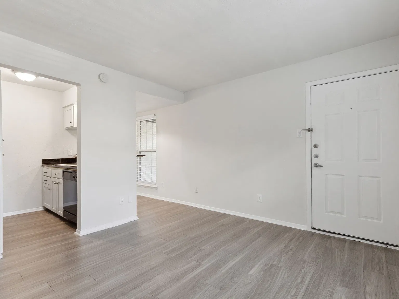 1 bed, 525 sqft, $1,050 — Photo 4