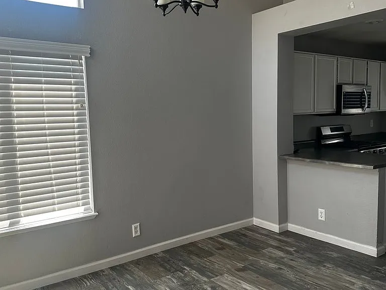 4517 Park Rose Cir — Photo 5