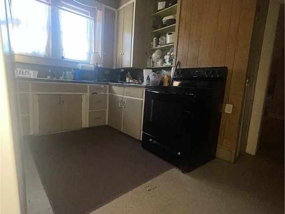5th image of 353 Pine St #B
