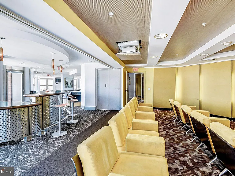 3600 Glebe Rd #202W — Photo 19