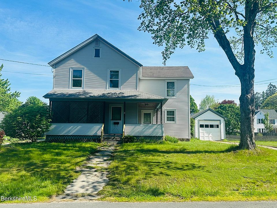 1st image of 17 Ashuelot St