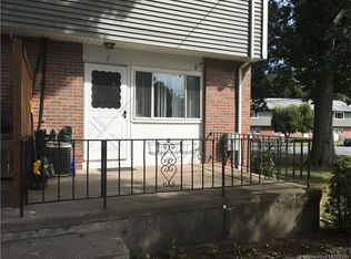 2 Camelot Dr #1, Bloomfield, CT 06002