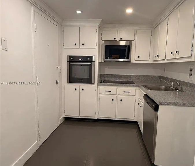 1865 79th Street Cswy #8E — Photo 6