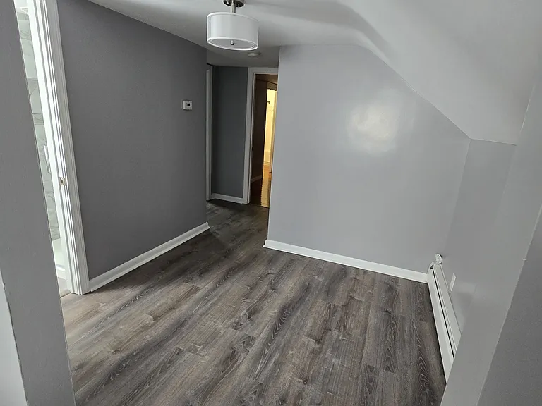 145 Windmill St — Photo 9