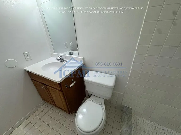 2930 Forest Hills Blvd — Photo 80