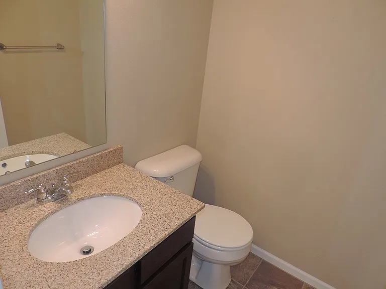 425 Cambria Dr — Photo 17