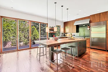 Rented by DE TILLY REAL ESTATE