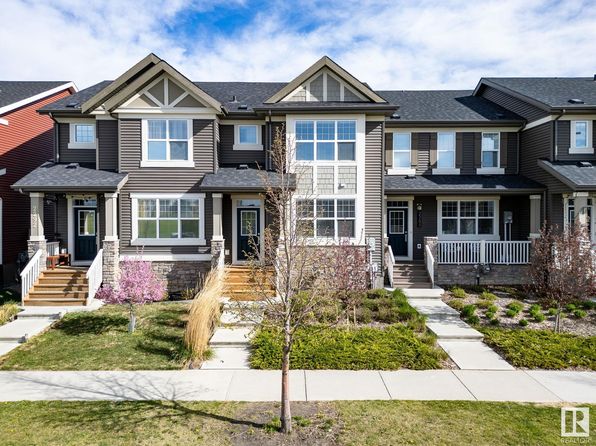 2290 Glenridding Blvd SW, Edmonton, AB T6W 3P5