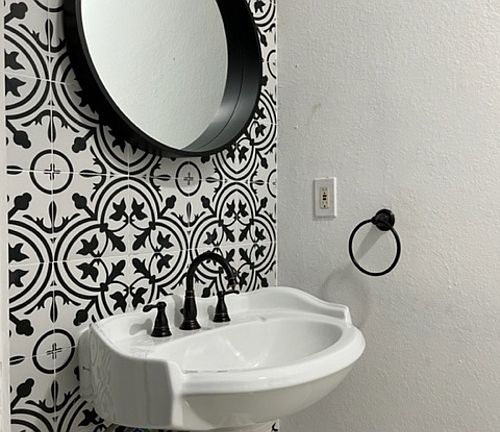 3rd image of 1118 S Moody Ave #1118